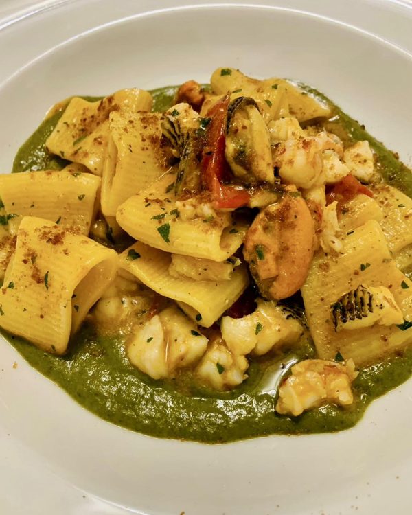 Paccheri con pesce e funghi